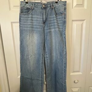 Light Wash Flare Jeans - Unbranded